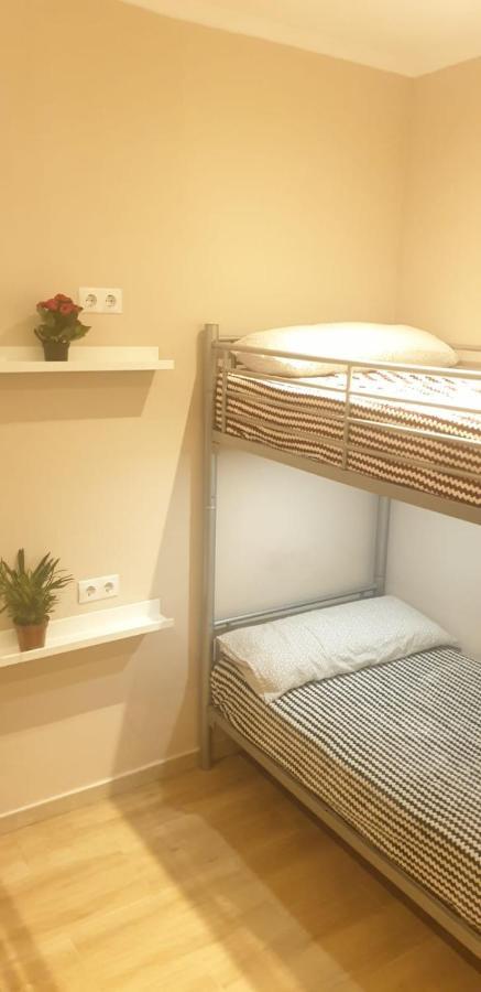 Traveller Host Hostel Madrid Kültér fotó