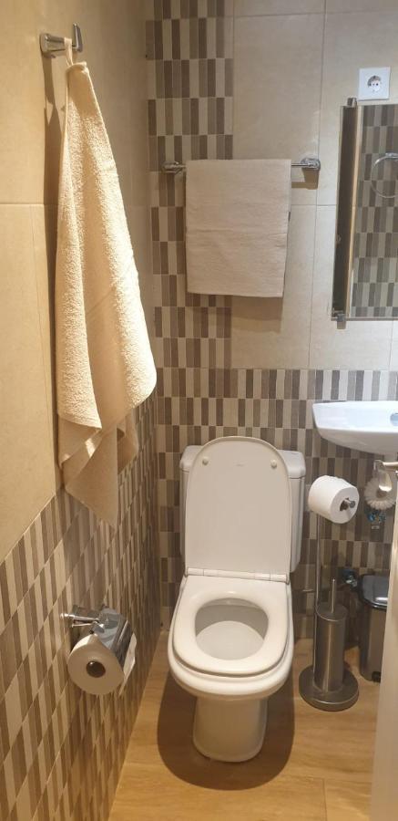 Traveller Host Hostel Madrid Kültér fotó